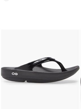 OOFOS Sandals OOlala NEW Recovery Flip Flop Thong Shine Black Size 6